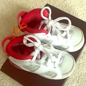 Jordan Retro EUC. ~~ Size 6C.  Retro VII